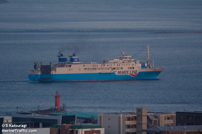 queen coral 8 (Passenger/Ro-Ro Cargo Ship) - IMO 9209867, MMSI 431603380, Call Sign JM6567 under the flag of Japan