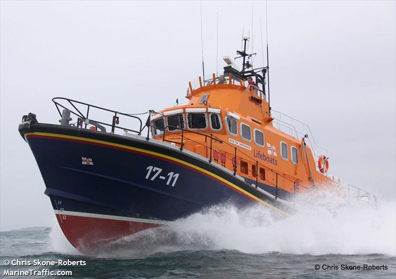 rnli lifeboat 17-11 (-) - IMO , MMSI 232003049, Call Sign 2APW under the flag of United Kingdom (UK)