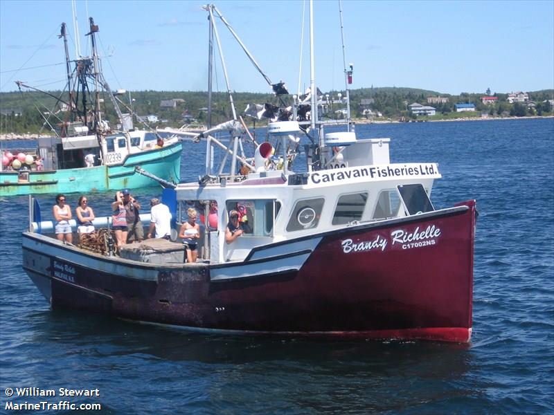 caravan (Fishing vessel) - IMO , MMSI 316022197, Call Sign CH. 16 under the flag of Canada