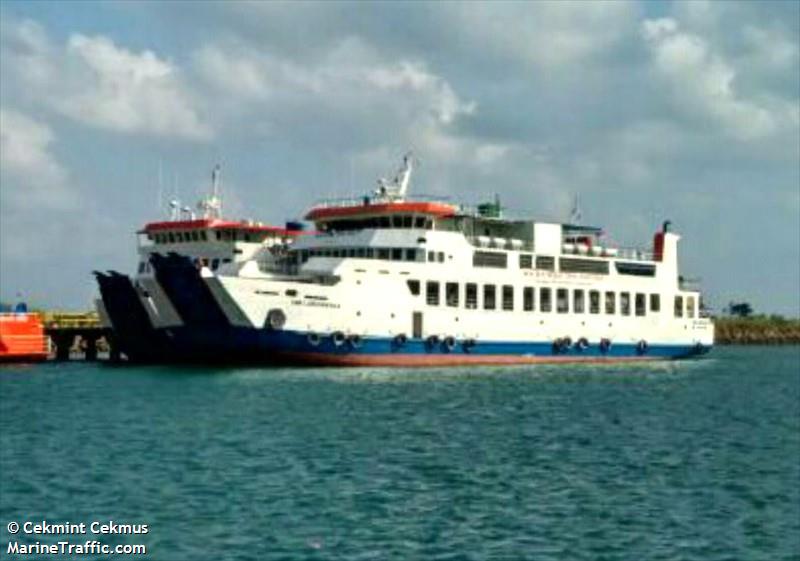 kmp.labuhan haji (Passenger/Ro-Ro Cargo Ship) - IMO 9641766, MMSI 525016700, Call Sign PEOR under the flag of Indonesia