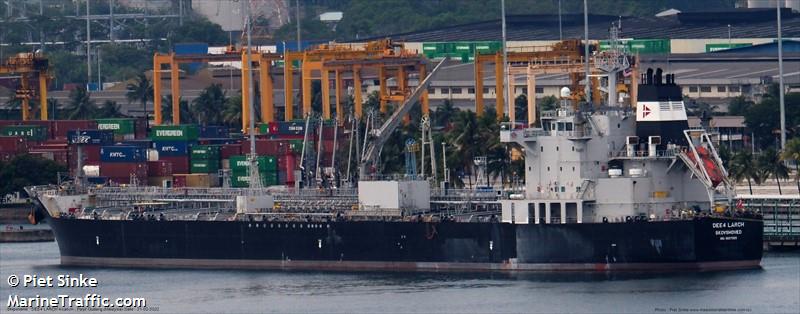 dee4 larch (Chemical/Oil Products Tanker) - IMO 9697909, MMSI 219409000, Call Sign OZFD2 under the flag of Denmark