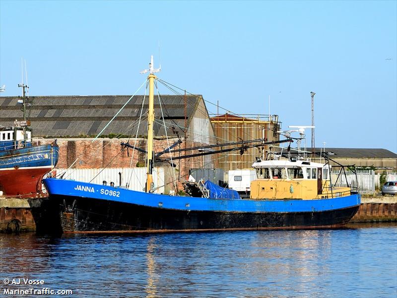 janna (Fishing Vessel) - IMO 8971346, MMSI 250000503, Call Sign EI8339 under the flag of Ireland