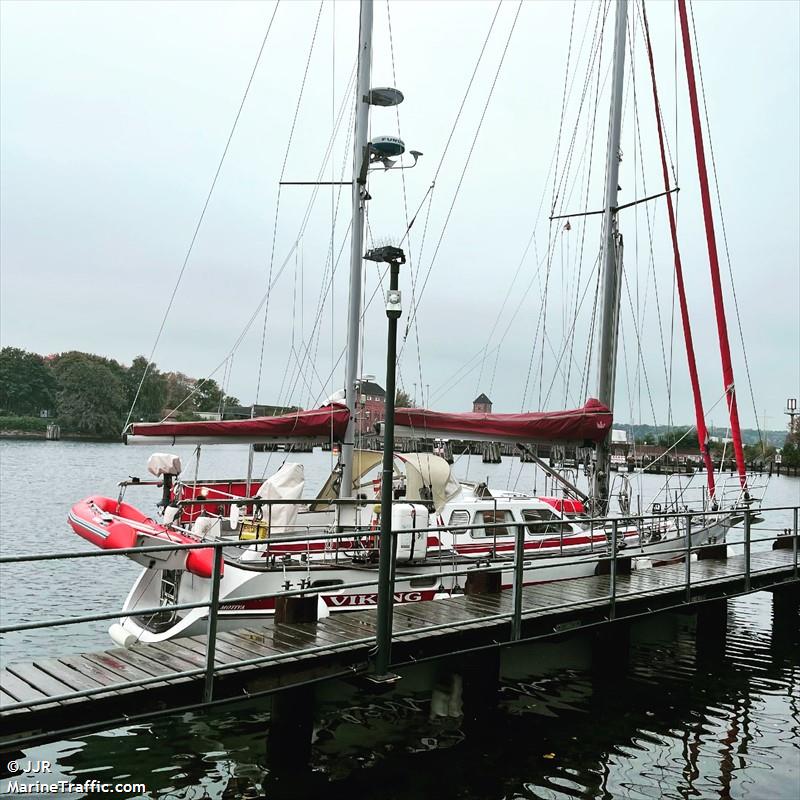 viking (Sailing vessel) - IMO , MMSI 211823110, Call Sign DFCL2 under the flag of Germany