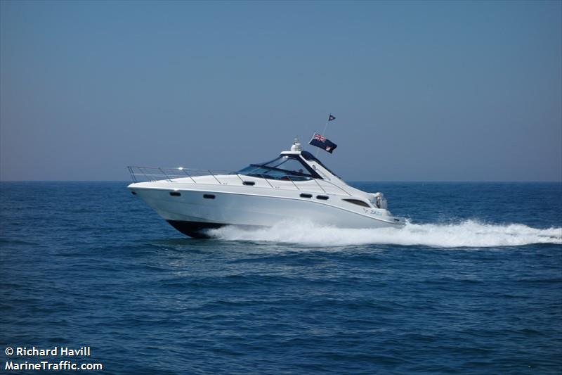zazu (Pleasure craft) - IMO , MMSI 235022044, Call Sign MGMM8 under the flag of United Kingdom (UK)
