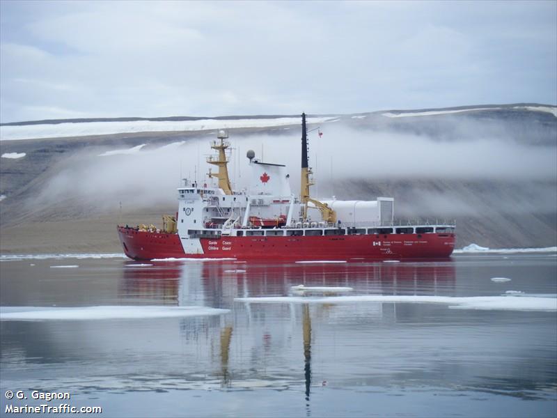 des groseilliers (Icebreaker) - IMO 8006385, MMSI 316072000, Call Sign CGDX under the flag of Canada