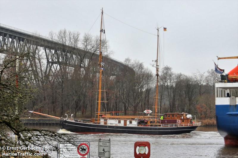 seute deern (Sailing vessel) - IMO , MMSI 211302890, Call Sign DDGU under the flag of Germany