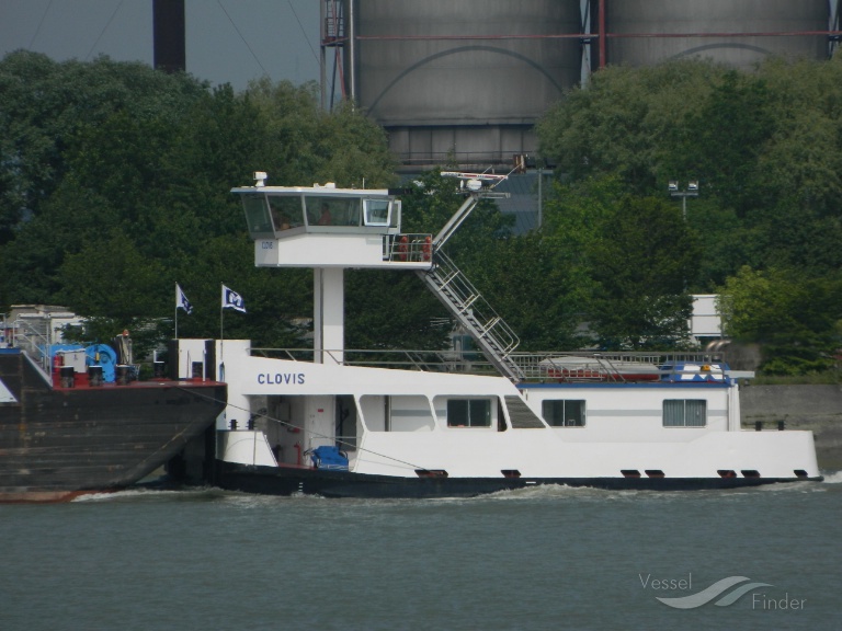 clovis (WIG) - IMO , MMSI 226003010, Call Sign FM3632 under the flag of France