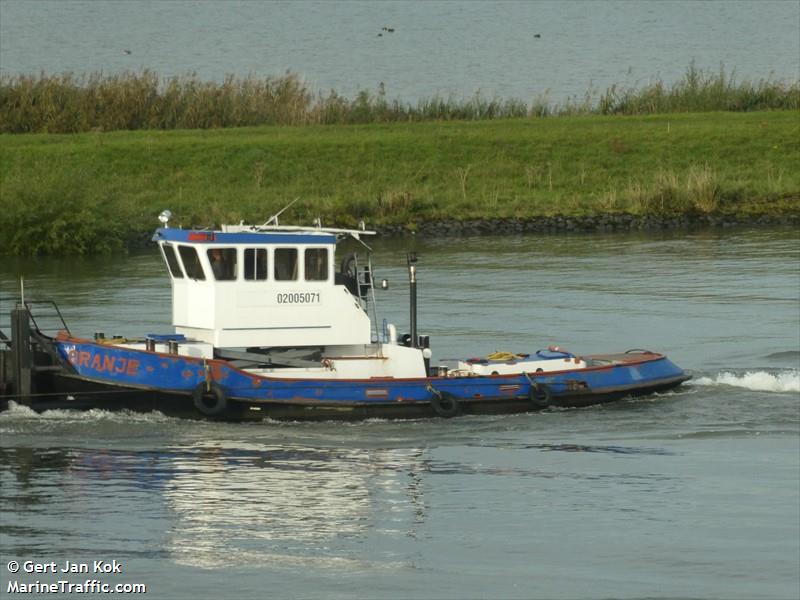 oranje (Cargo ship) - IMO , MMSI 244150437, Call Sign PC4428 under the flag of Netherlands