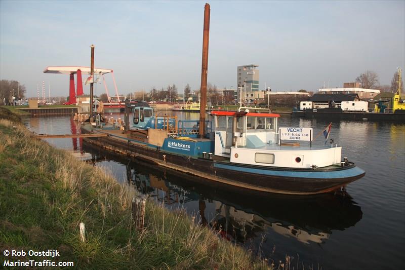 vecht (Dredging or UW ops) - IMO , MMSI 244710915, Call Sign PD3205 under the flag of Netherlands