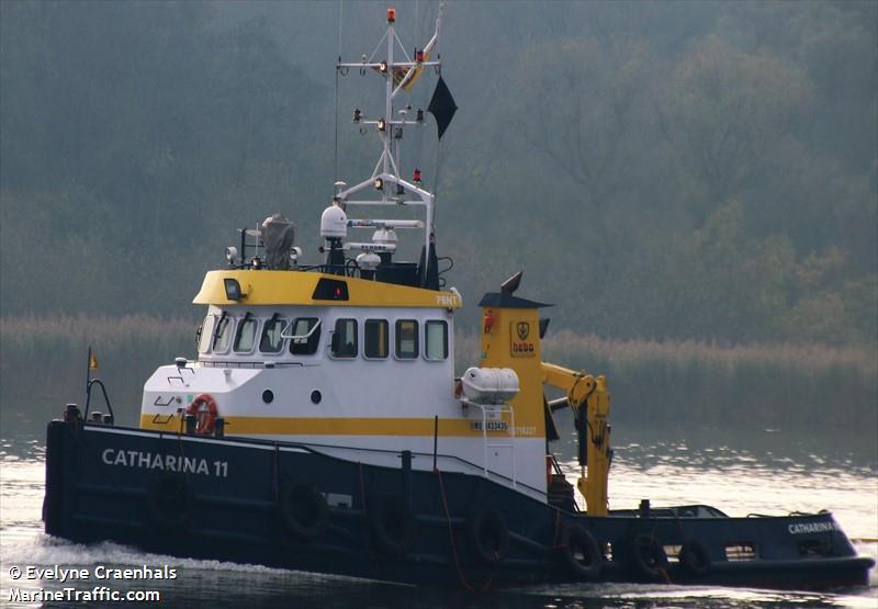 catharina-11 (Tug) - IMO 8433435, MMSI 245494000, Call Sign PBNT under the flag of Netherlands