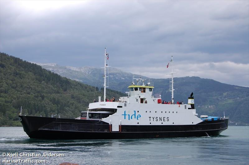 mf kalkoy (Passenger/Ro-Ro Cargo Ship) - IMO 7023104, MMSI 257018700, Call Sign LMHD under the flag of Norway