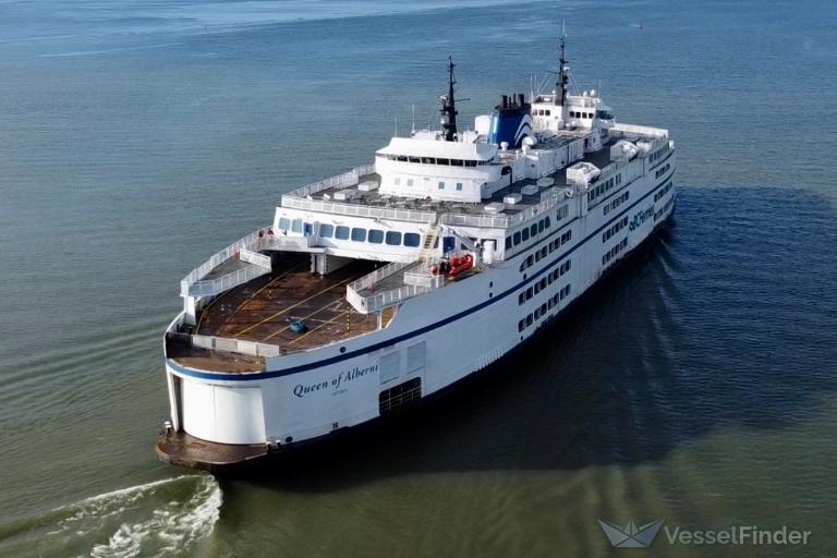 queen of alberni (Passenger/Ro-Ro Cargo Ship) - IMO 7414080, MMSI 316001245, Call Sign CZ8100 under the flag of Canada