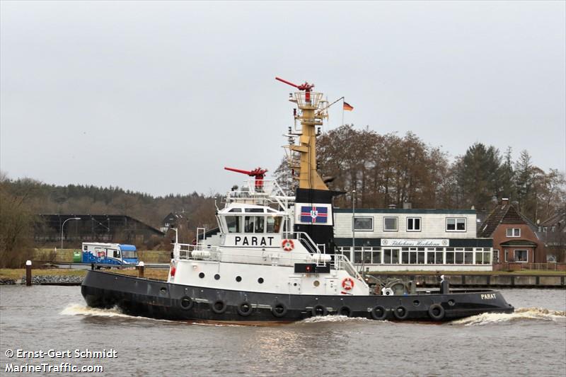 parat (Tug) - IMO 8128212, MMSI 211283440, Call Sign DHPS under the flag of Germany