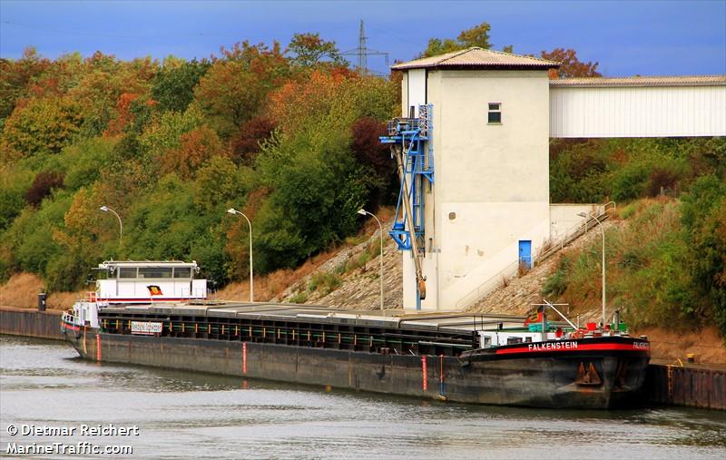 falkenstein (Cargo ship) - IMO , MMSI 211500910, Call Sign DC2207 under the flag of Germany