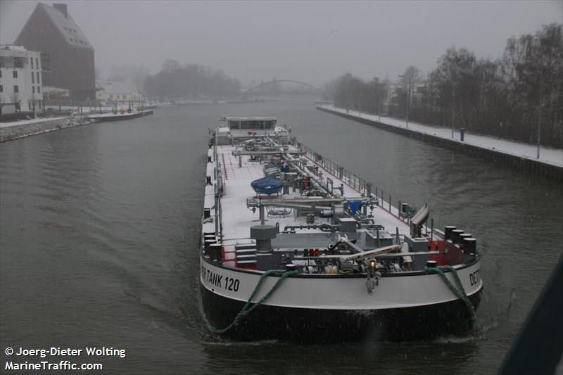 dettmer tank 120 (Tanker) - IMO , MMSI 211745730, Call Sign DJ8788 under the flag of Germany