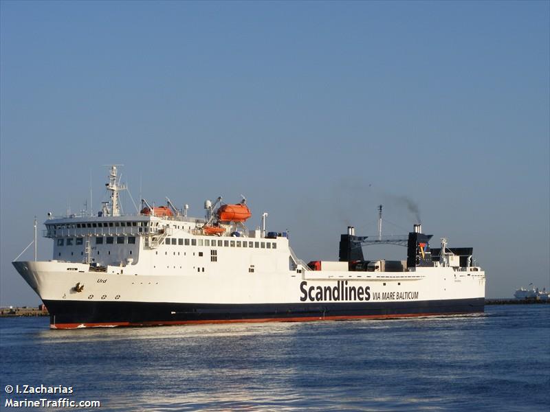 urd (Passenger/Ro-Ro Cargo Ship) - IMO 7826855, MMSI 219000776, Call Sign OUYL2 under the flag of Denmark