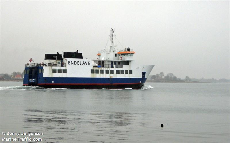mf endelave (Passenger/Ro-Ro Cargo Ship) - IMO 9157105, MMSI 219000781, Call Sign OYAW under the flag of Denmark