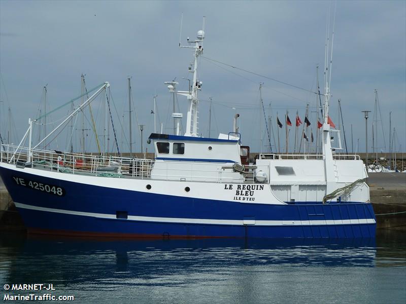 fv le requin bleu (Fishing vessel) - IMO , MMSI 227479000, Call Sign FVDD under the flag of France