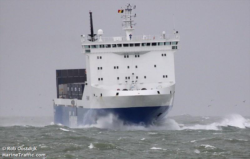 finnhawk (Ro-Ro Cargo Ship) - IMO 9207895, MMSI 230007000, Call Sign OJNL under the flag of Finland