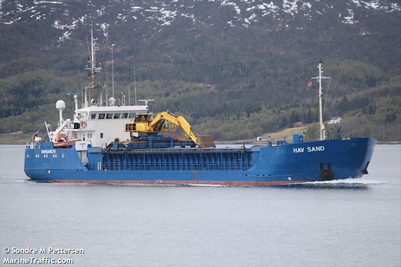 hav sand (General Cargo Ship) - IMO 8124474, MMSI 231834000, Call Sign OZ2121 under the flag of Faeroe Islands