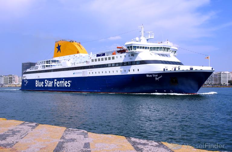 blue star myconos (Passenger/Ro-Ro Cargo Ship) - IMO 9208679, MMSI 240389000, Call Sign SYJZ under the flag of Greece