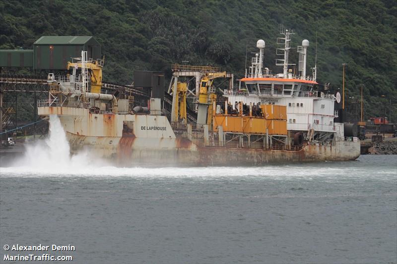 de laperouse (Hopper Dredger) - IMO 9462603, MMSI 253046000, Call Sign LXXD under the flag of Luxembourg