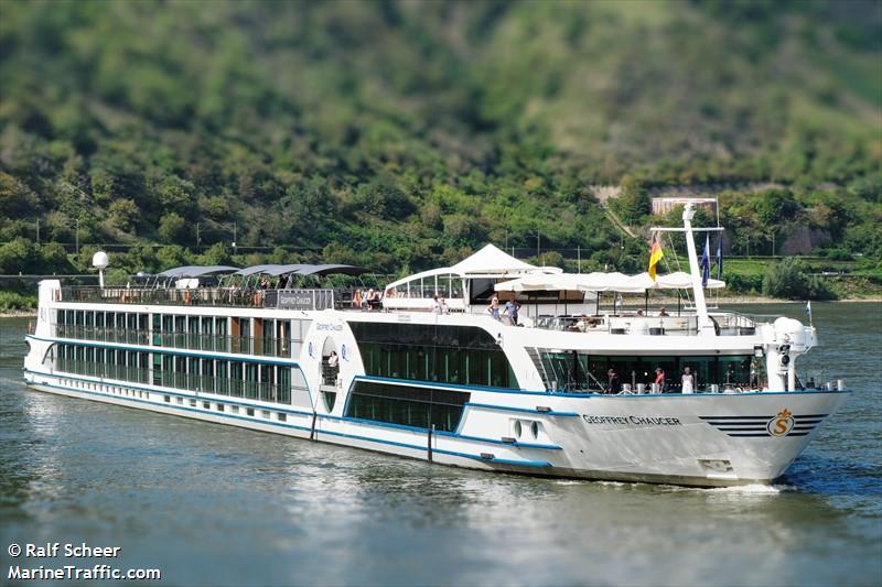 geoffrey chaucer (Passenger ship) - IMO , MMSI 269057715, Call Sign HE7715 under the flag of Switzerland