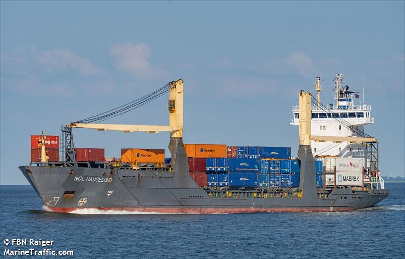 alk (Container Ship) - IMO 9298612, MMSI 304619000, Call Sign V2BU3 under the flag of Antigua & Barbuda