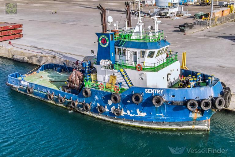 sentry (Tug) - IMO 9507946, MMSI 377193000, Call Sign J8B4122 under the flag of St Vincent & Grenadines