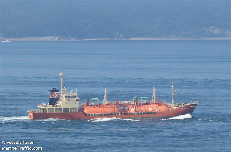 ms gas (LPG Tanker) - IMO 9152313, MMSI 440124550, Call Sign 204801 under the flag of Korea