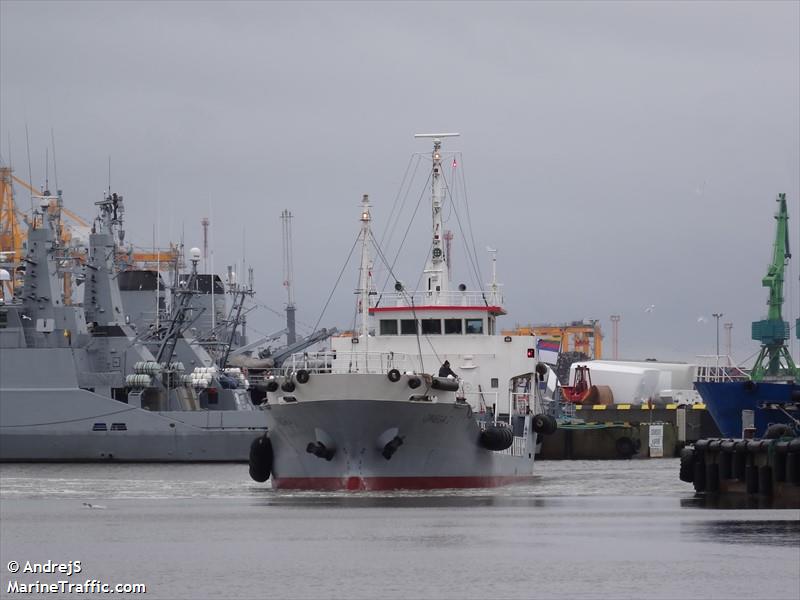 omega 2 (Chemical Tanker) - IMO 9043665, MMSI 544111120, Call Sign C2AL2 under the flag of Nauru