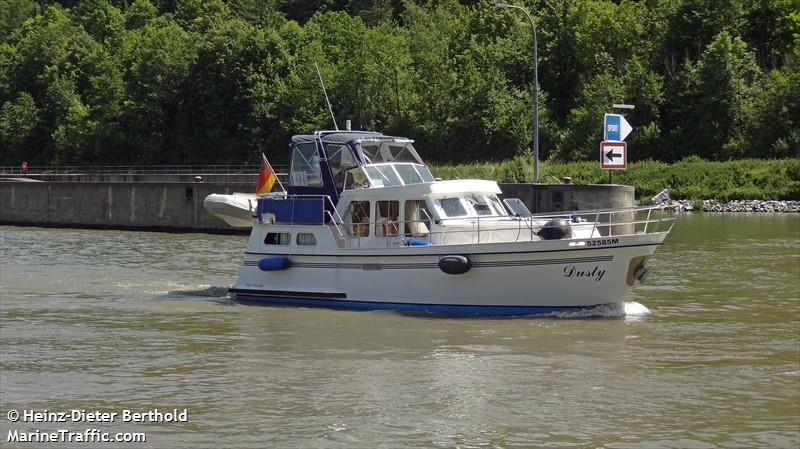 dusty (Pleasure craft) - IMO , MMSI 211805050, Call Sign DF7298 under the flag of Germany