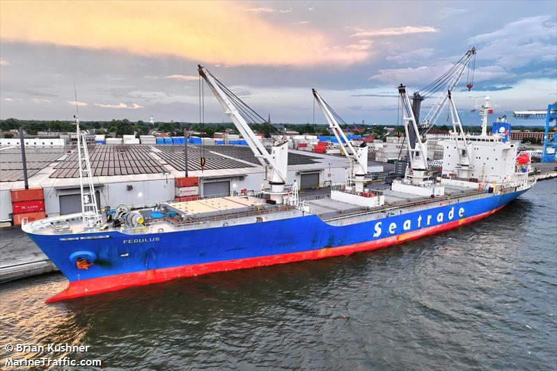 fegulus (Refrigerated Cargo Ship) - IMO 9055709, MMSI 311000644, Call Sign C6DD4 under the flag of Bahamas