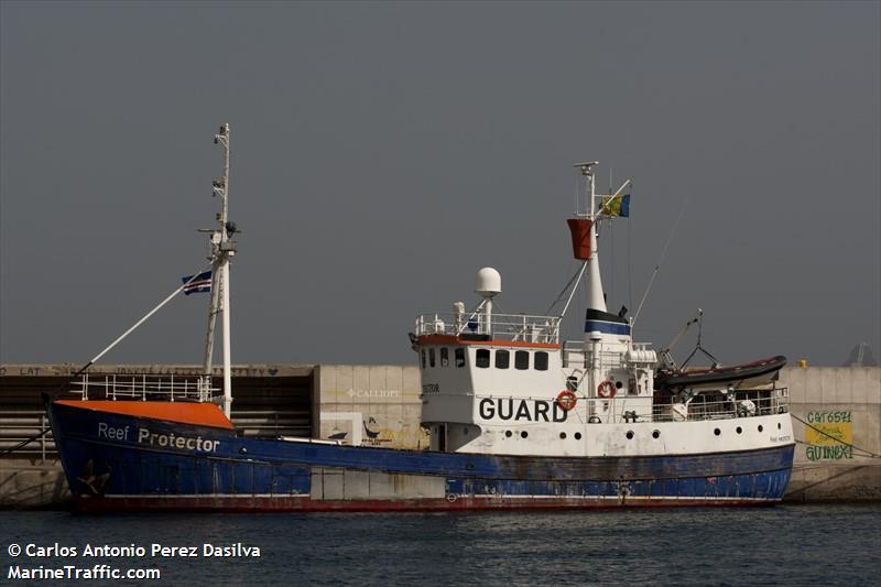 mv reef protector (Pleasure craft) - IMO , MMSI 377404000, Call Sign 8B6253 under the flag of St Vincent & Grenadines