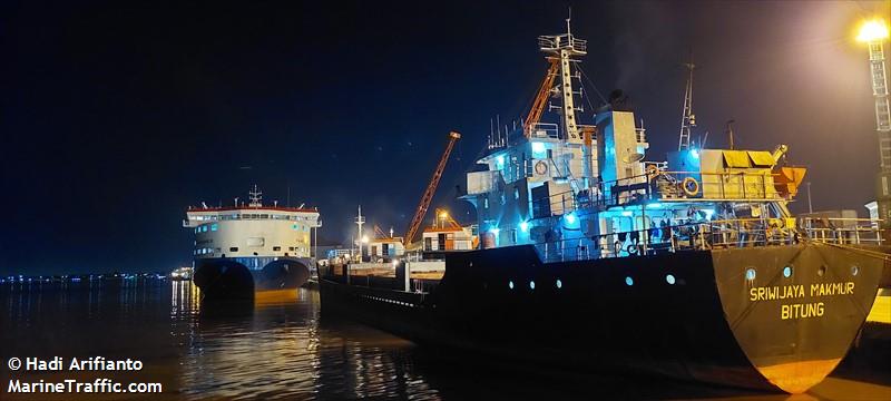 km sriwijaya makmur (Cargo ship) - IMO , MMSI 525009275, Call Sign JZOP under the flag of Indonesia