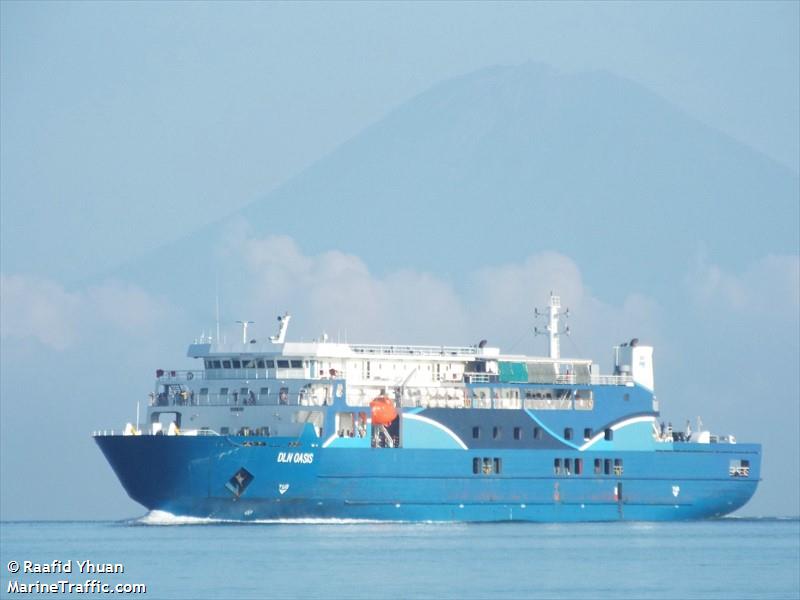 kmp. dln oasis (Passenger/Ro-Ro Cargo Ship) - IMO 9869502, MMSI 525300929, Call Sign YCSD2 under the flag of Indonesia