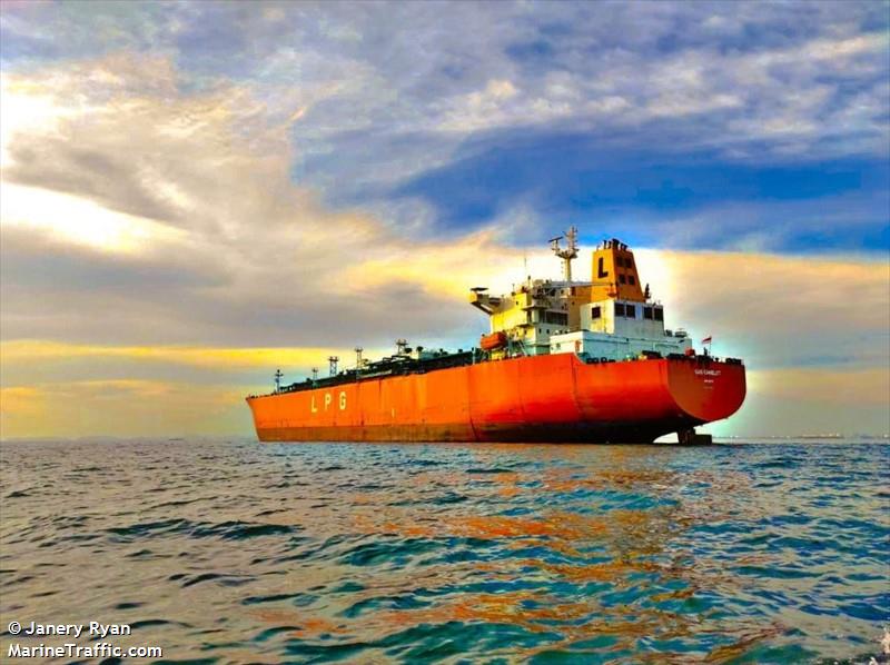 gas camelot (LPG Tanker) - IMO 9352963, MMSI 525301585, Call Sign YDOP2 under the flag of Indonesia