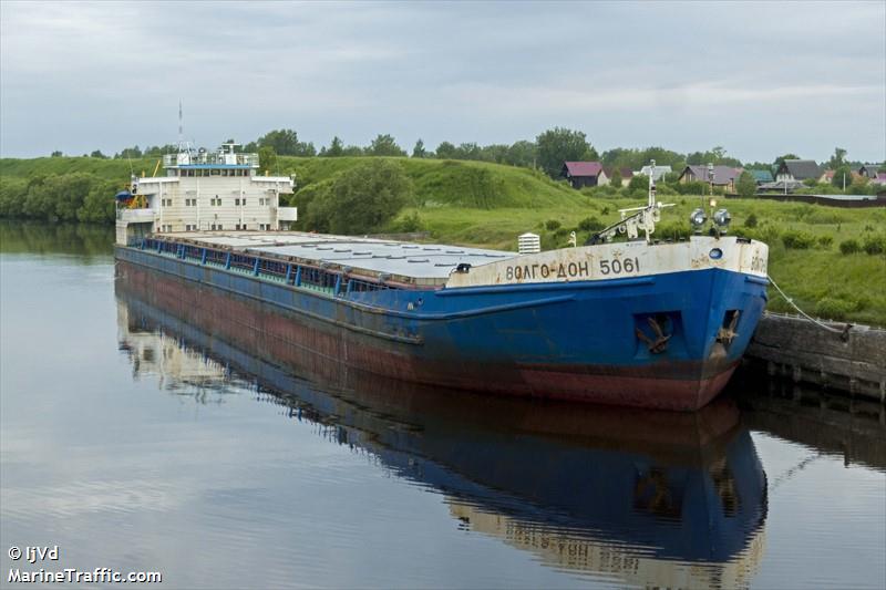 volgo-don 5061 (General Cargo Ship) - IMO 8952924, MMSI 273425240, Call Sign UHCM under the flag of Russia