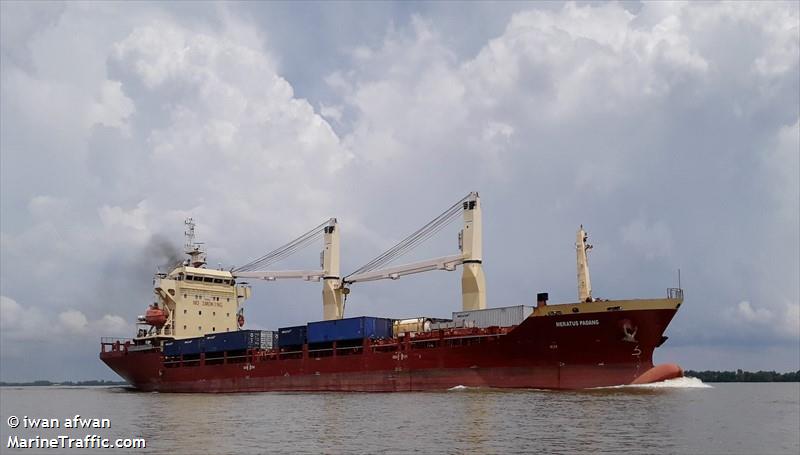 meratus padang (General Cargo Ship) - IMO 9520493, MMSI 525125017, Call Sign YCUK2 under the flag of Indonesia