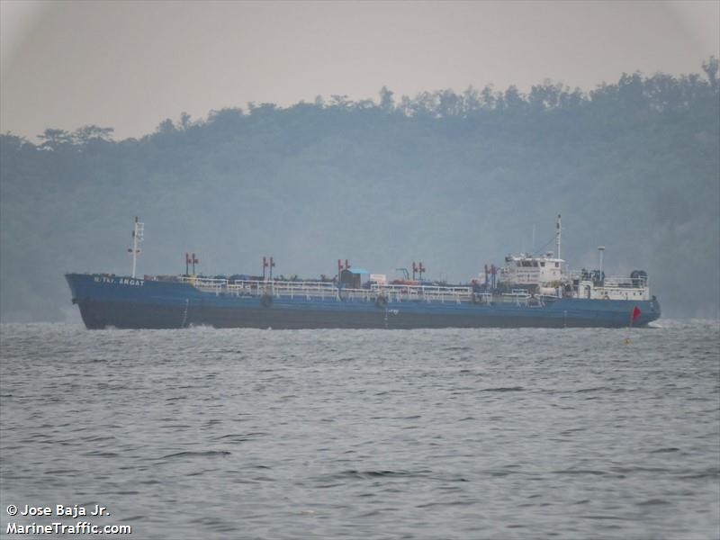 mt angat (Oil Products Tanker) - IMO 8946236, MMSI 548186500, Call Sign DUA2458 under the flag of Philippines