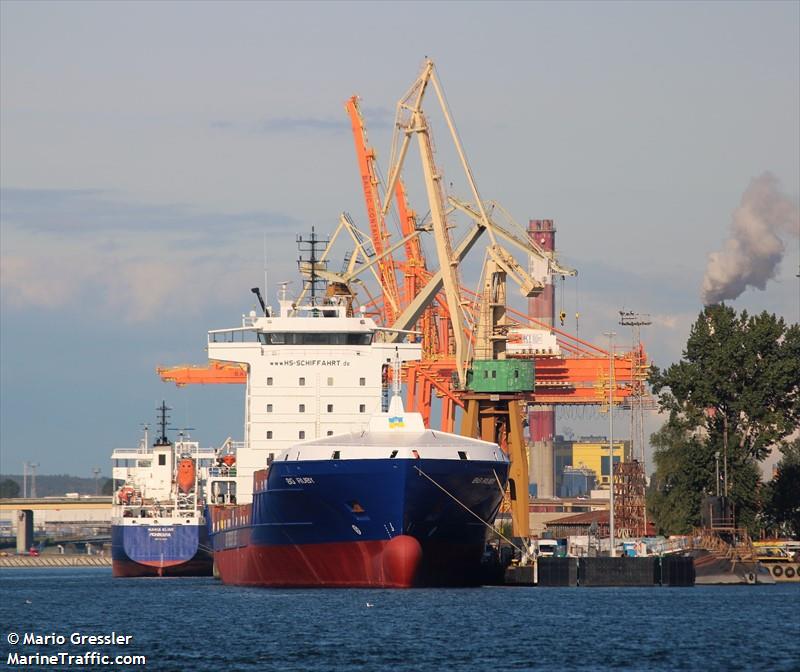 bg ruby (Container Ship) - IMO 9436202, MMSI 255771000, Call Sign CQLO under the flag of Madeira