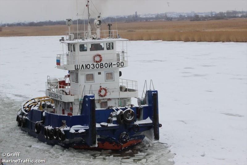 shluzovoy-90 (Tug) - IMO , MMSI 273378380 under the flag of Russia