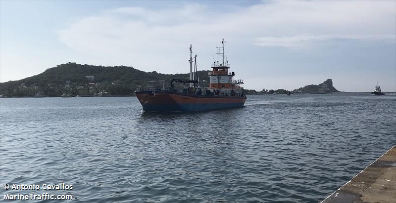 petroil ii (Bunkering Tanker) - IMO 5411761, MMSI 345080049, Call Sign XCBK4 under the flag of Mexico