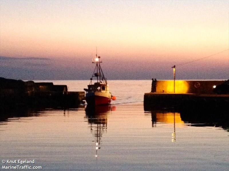 vesterskjaer (Fishing vessel) - IMO , MMSI 257104540, Call Sign LM8594 under the flag of Norway