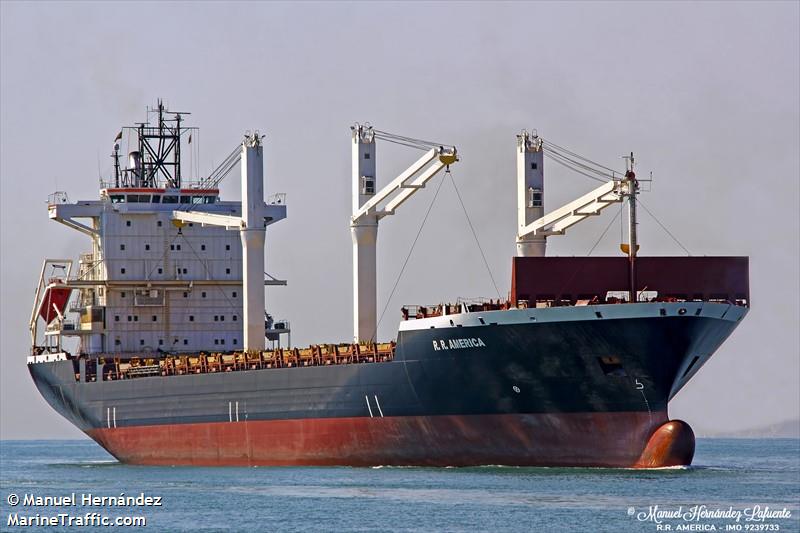 msc sandy iii (Container Ship) - IMO 9239733, MMSI 352898818, Call Sign 3E2076 under the flag of Panama