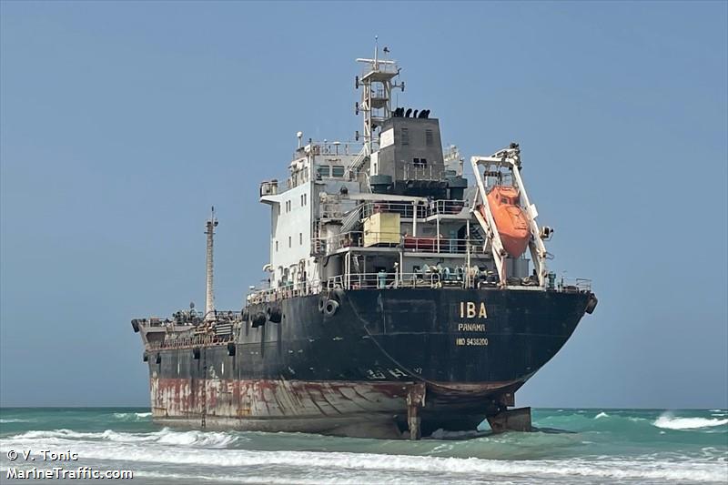 jaohar a (Oil Products Tanker) - IMO 9438200, MMSI 341272000, Call Sign V4NR4 under the flag of St Kitts & Nevis