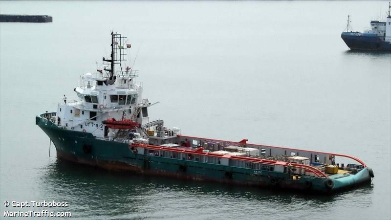 pyramisa (Crew Boat) - IMO 9601845, MMSI 375142000, Call Sign J8B6254 under the flag of St Vincent & Grenadines