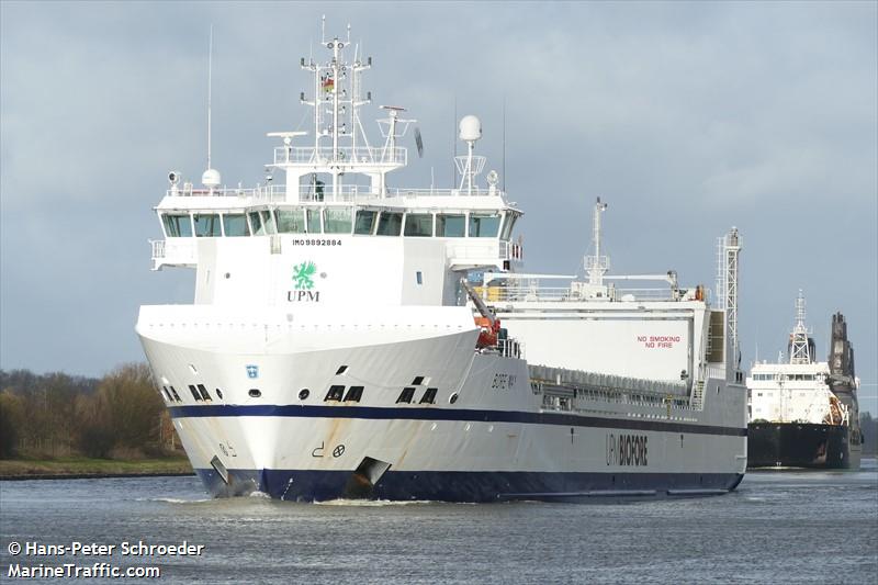 bore way (Ro-Ro Cargo Ship) - IMO 9892884, MMSI 230696000, Call Sign OJTU under the flag of Finland