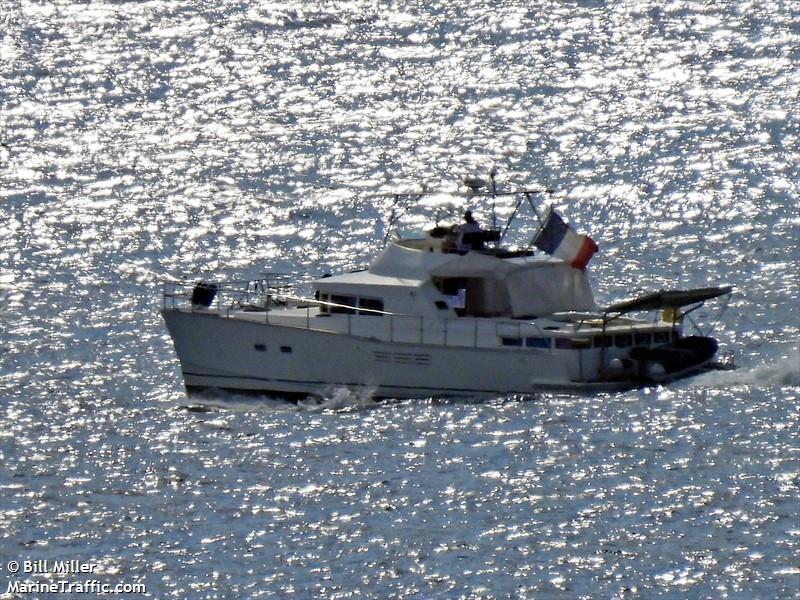fox iv (Pleasure craft) - IMO , MMSI 329023170, Call Sign FAH5164 under the flag of Guadeloupe