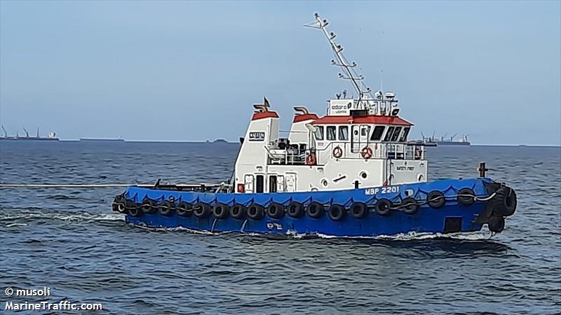 mbp 2201 (Tug) - IMO 9953597, MMSI 525301778, Call Sign YDC6135 under the flag of Indonesia